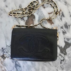 CHANEL wallet